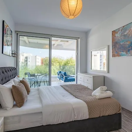 Starlet 1-bedroom In شقة لارنكا