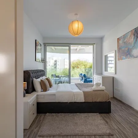 Starlet 1-bedroom In דירה *