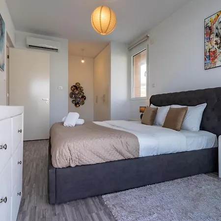 Starlet 1-bedroom In