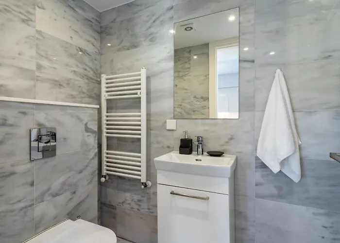 Starlet 1-bedroom In Appartement *