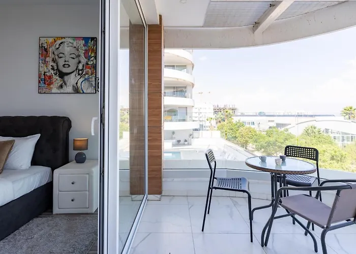 Starlet 1-bedroom In Appartement *