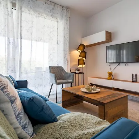 Apartament Starlet 1-bedroom In *